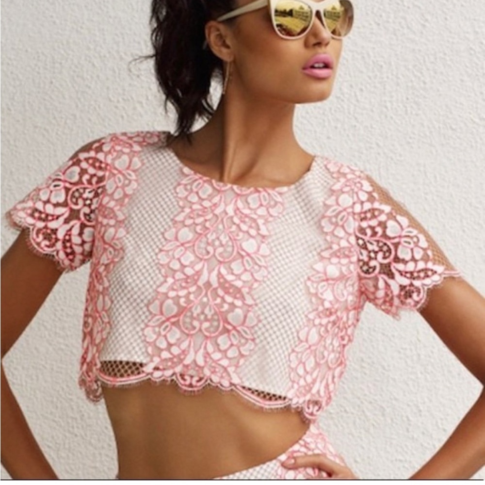 Lovers + Friends Taluca Lace Short Sleeve Crop Top Neon Pink, Sz Small
